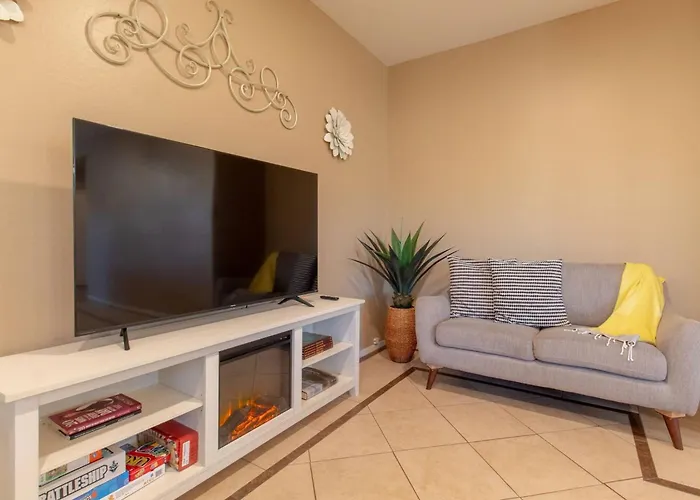 Hébergement de vacances Heated Pool • Mini Golf • Huge Backyard • King Bed Casa Grande