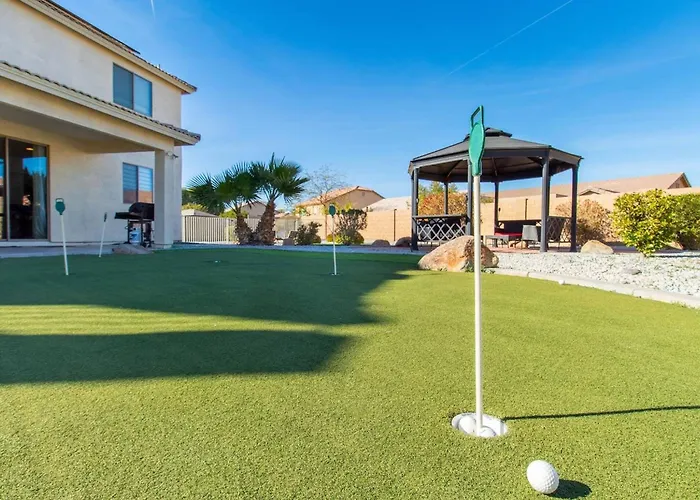 Hébergement de vacances Heated Pool • Mini Golf • Huge Backyard • King Bed Casa Grande